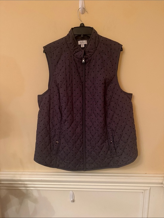 croft & barrow Jackets & Blazers - Croft & Barrow Gray and Black Quilted Vest with Polka Dot Texture Size 2X